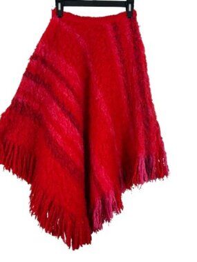 VTG 70s Mattila-Yhtyma Finnish Wool Poncho Handmade Red Fringe Finland M Hygge